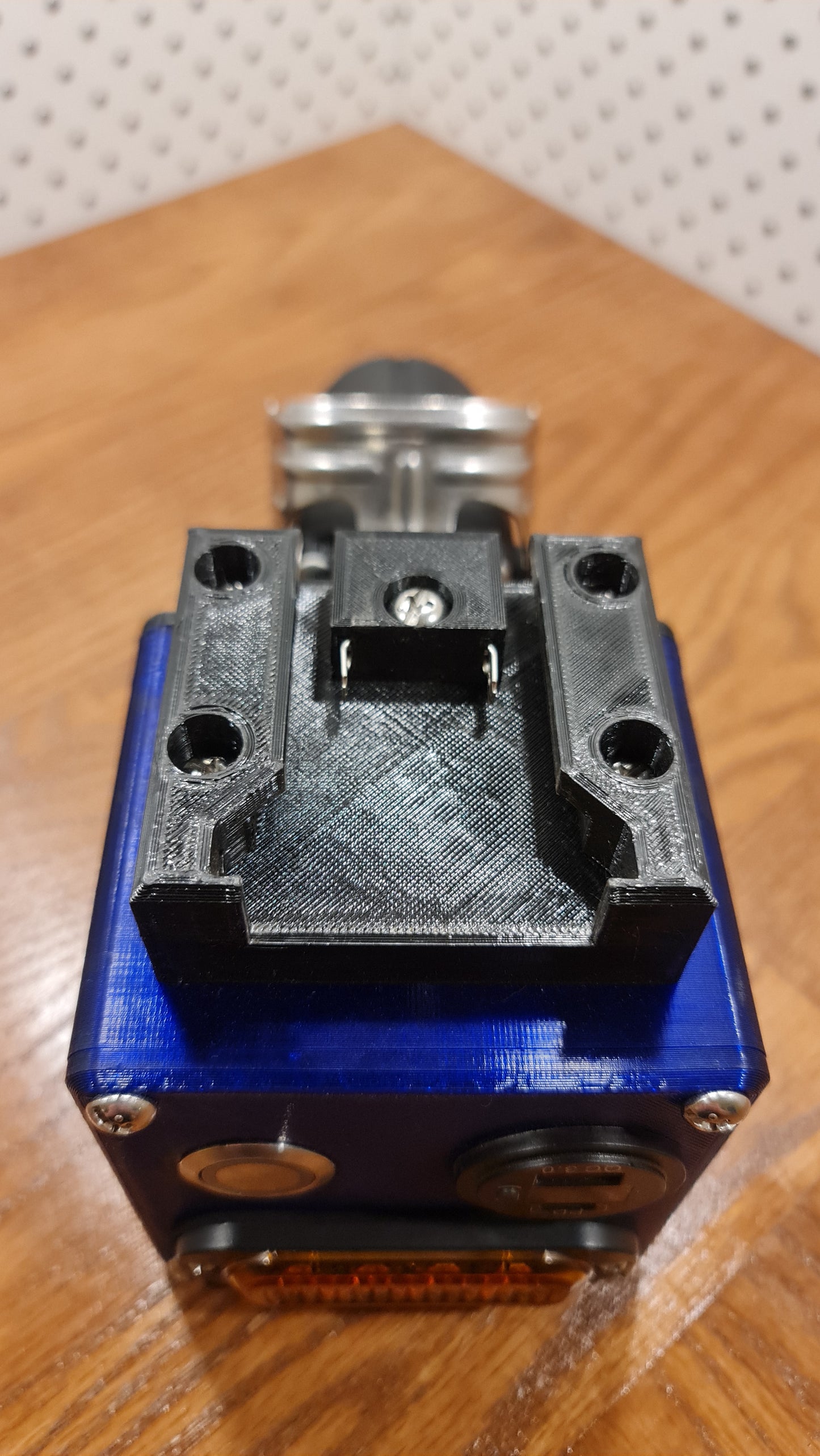 Trailer EBS Power Supply/Test Light